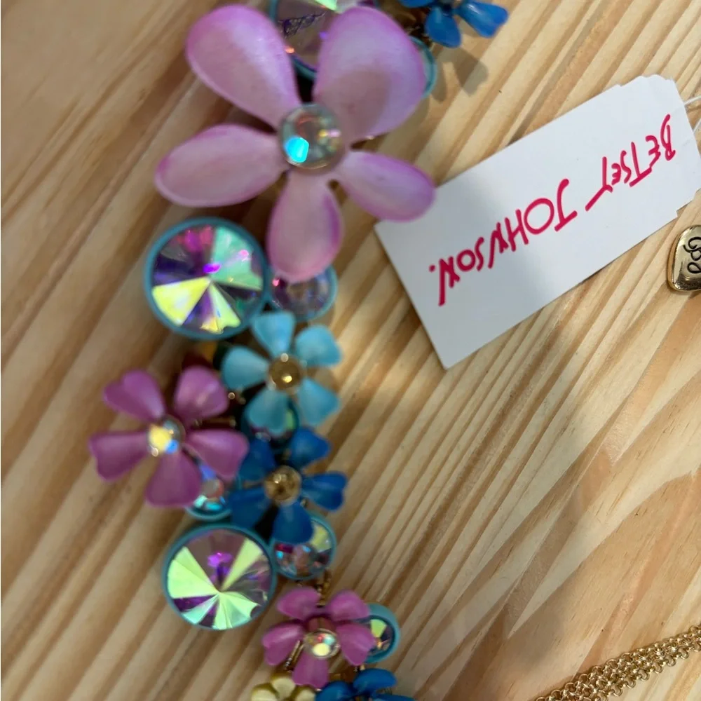 Set - Picture 3 of 3